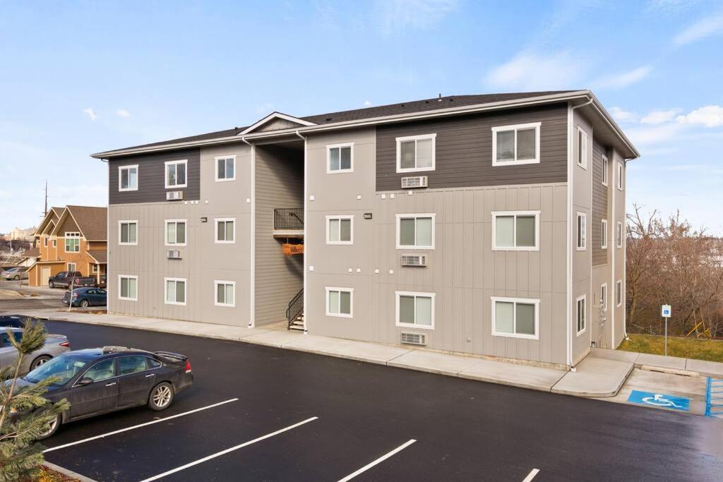 Spacious New 2 Bed 2 Bath Apt By Downtown Σποκάν Εξωτερικό φωτογραφία