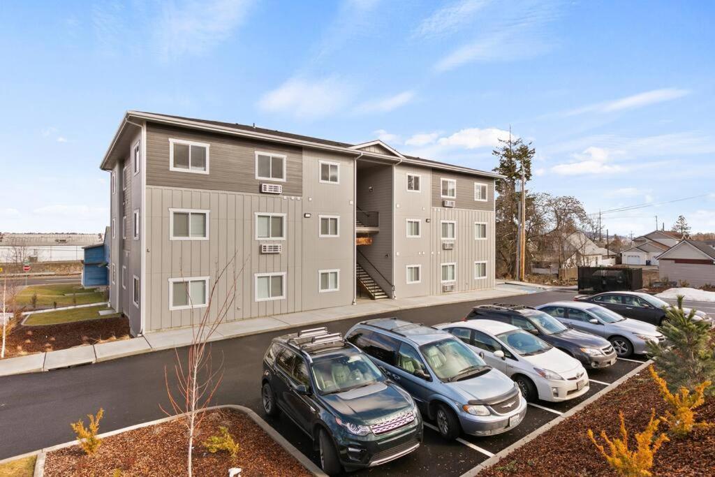 Spacious New 2 Bed 2 Bath Apt By Downtown Σποκάν Εξωτερικό φωτογραφία